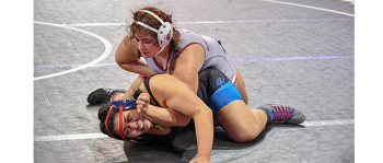 Schreiner’s Alvarez Bumps Up for Team, Secures Herself a National Title
