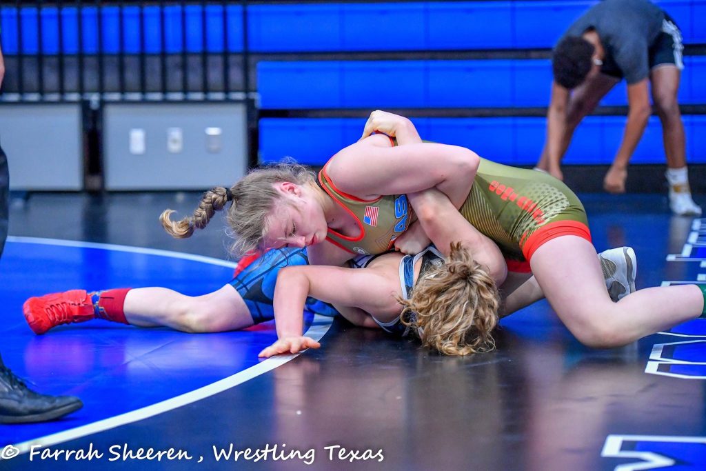 Super 32 Early Entry Starts Off the Folkstyle Season Texas Wrestling