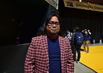Coach Lorilla El Paso  Bel Air HS : Texas UIL State Championship, Thursday