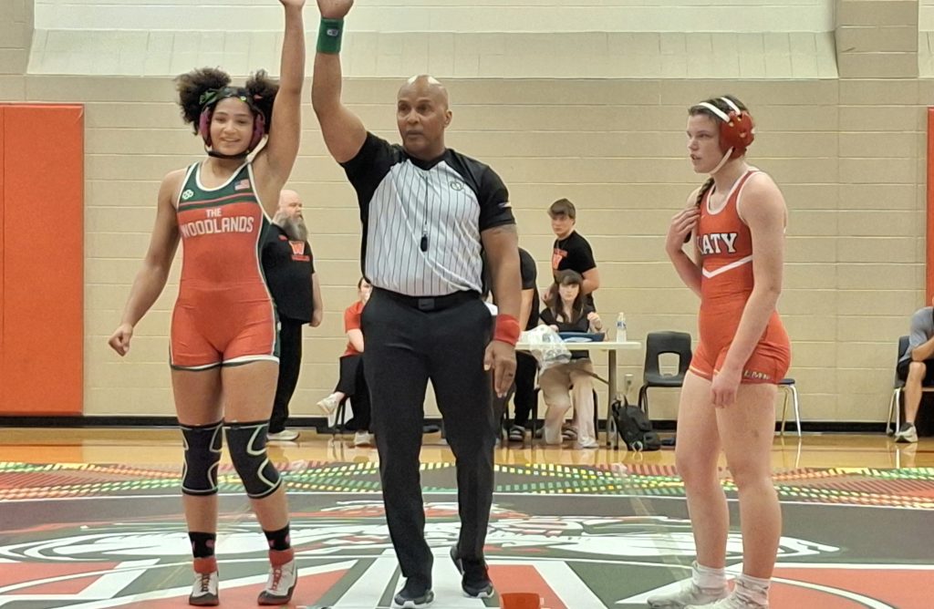 Claire Guydon wins by Tech Fall