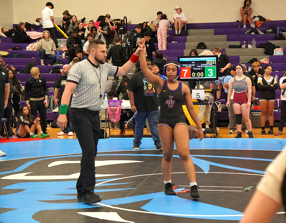 155 lb. Champ Leah Hall of Jersey Village