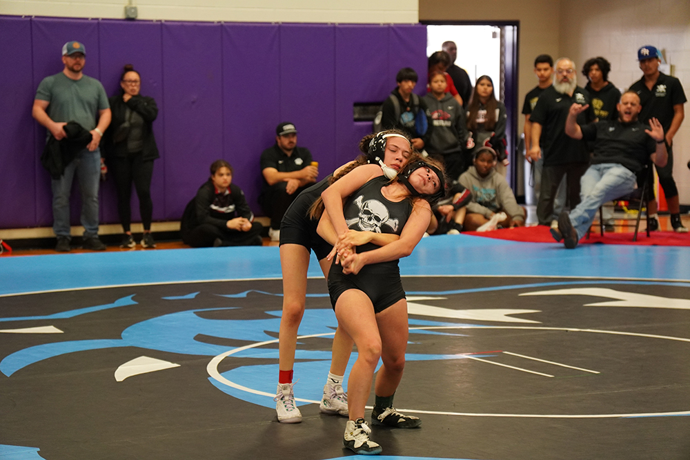 Danielle Shirey vs Vada McCubbibn