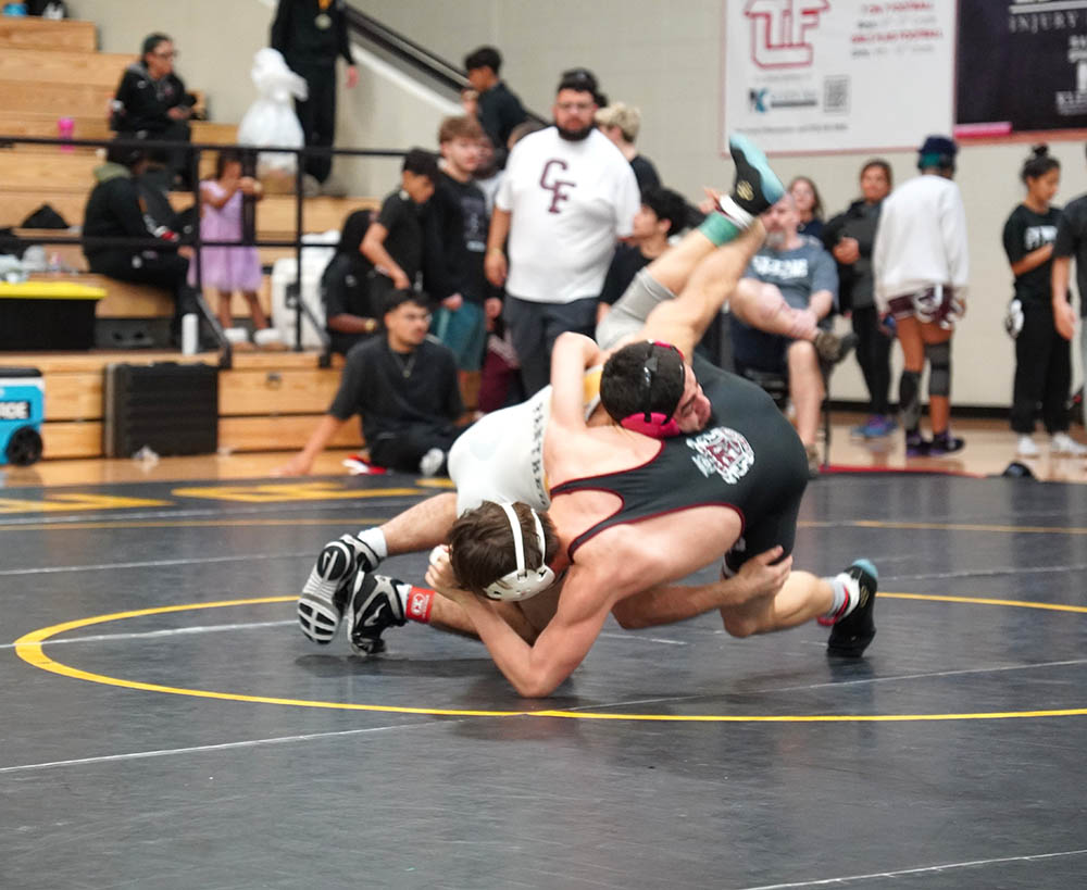 157 lb. Champion Jayden Cardona, Klein Oak