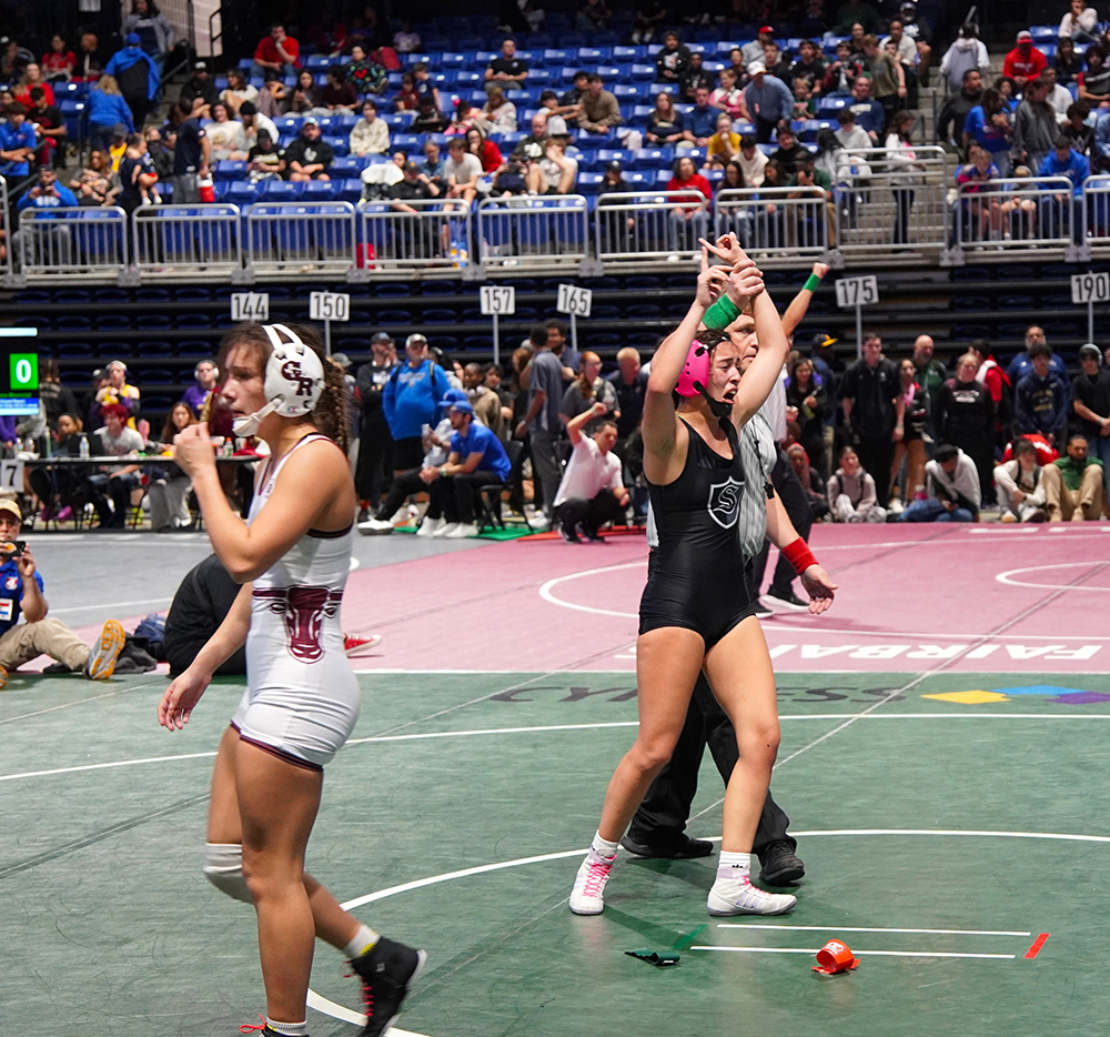 Analia Urias-Cibolo Steele, 110 lb. Champion