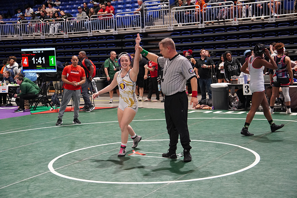 Gillian Eckert-Comal Pieper, 140 lb. Champion