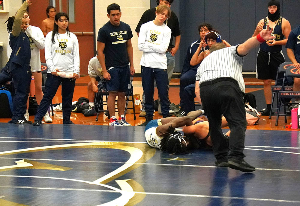 Tramon Washington getting back points on Dominick Tan